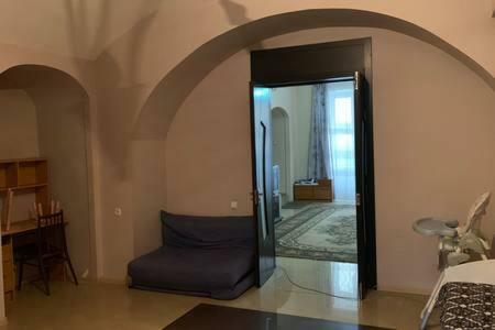 House Apartment Tbilisi ภายนอก รูปภาพ