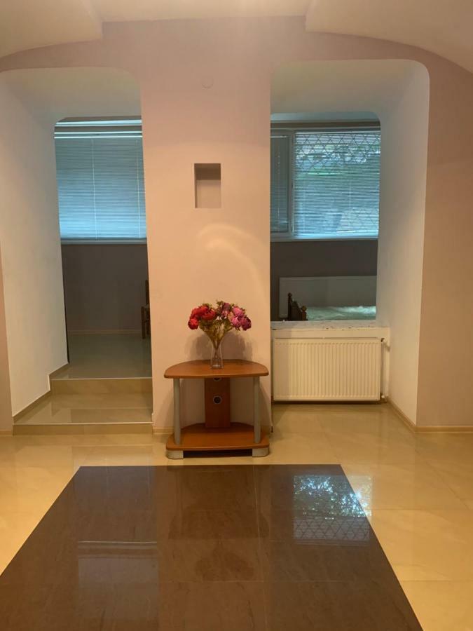 House Apartment Tbilisi ภายนอก รูปภาพ